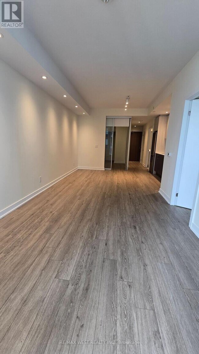 Photo - 1928 Lake Shore Blvd W Unit 3305
