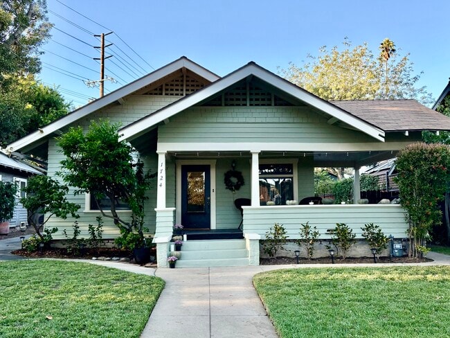 Building Photo - 1724 Oxley St Rental