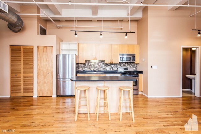 Photo - 1 br, 1.5 bath Condo - 420 S Clinton St Ap... Unidad Apt 804