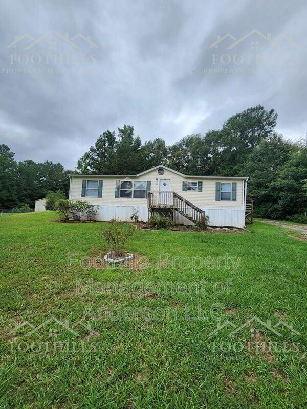 Building Photo - 104 Hickory Forest Dr Rental