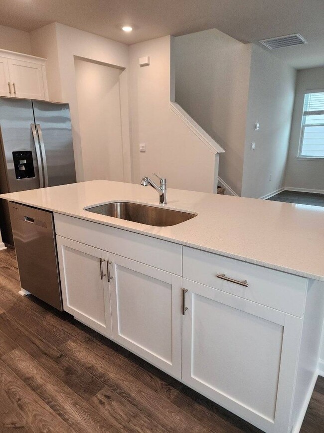 Photo - 553 Lemon Daisy Ln