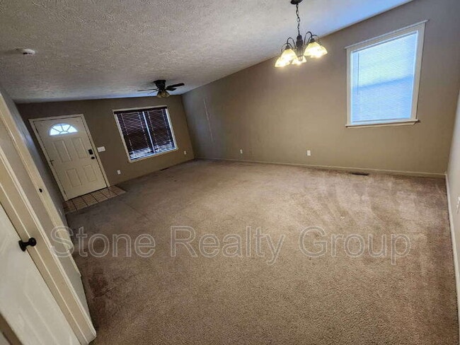 Photo - 4832 Pine Ridge Ct