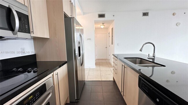 Photo - 79 SW 12th St Unit 1102-S