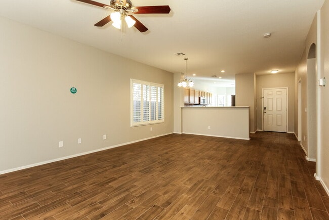 Photo - 4622 W Cottontail Rd