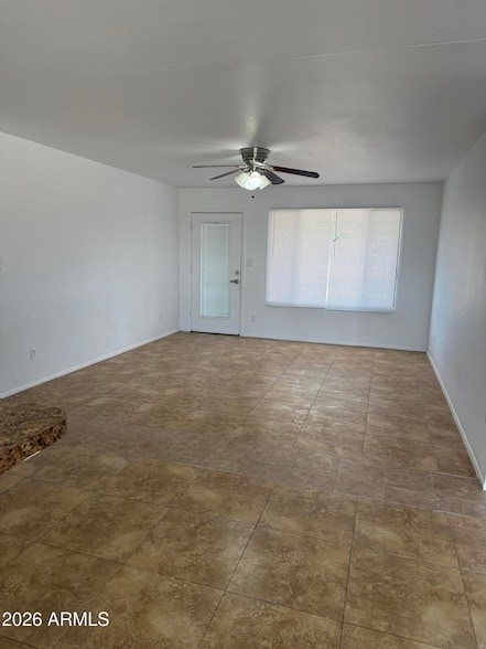 3321 W Cholla St