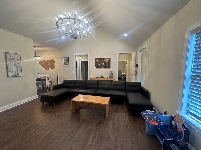 Photo - Coming Soon – Spacious 4 Bedroom, 3 Bathroom Custom-Built Home for Rent!