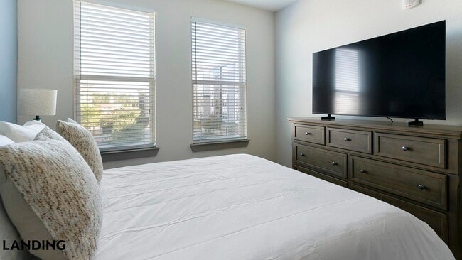 300 Enclave Dr Unit 3-3206