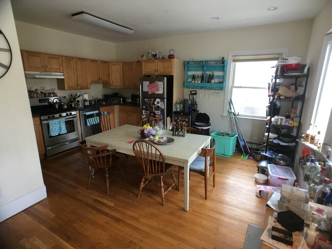 Photo - 66 Englewood Ave