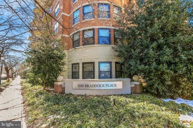 Building Photo - 1200 Braddock Pl Unit 209 Rental