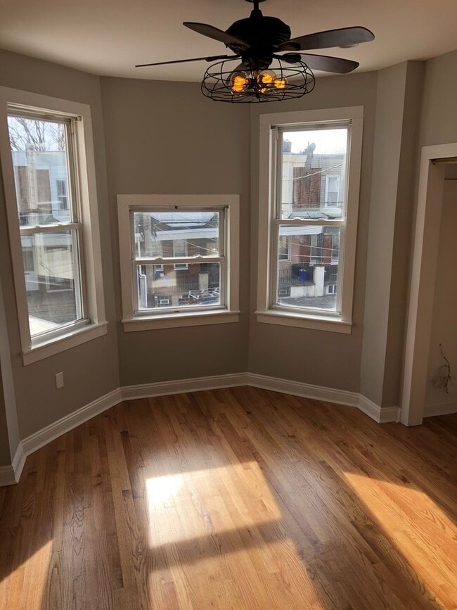 Photo - Available 3 bedroom house in Port Richmond!