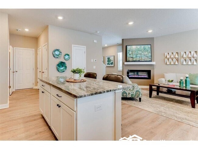 Building Photo - 11171 Balsam Pointe Trl Rental