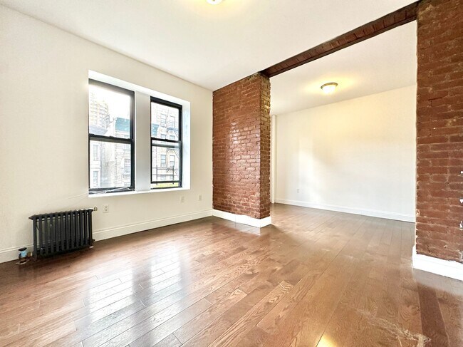 Photo - 3139 Broadway Unidad 19