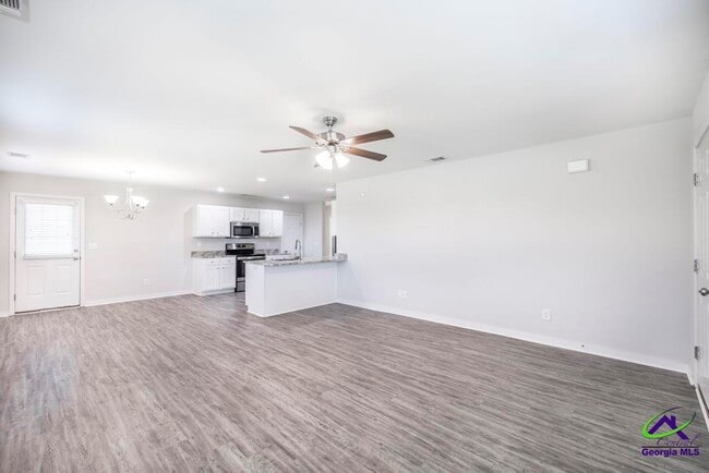 Photo - 101 Shasta Dr