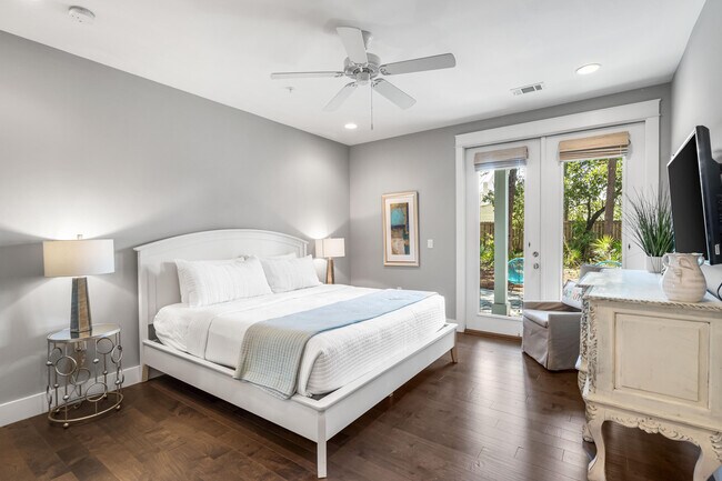 Photo - 4923 E County Hwy 30A