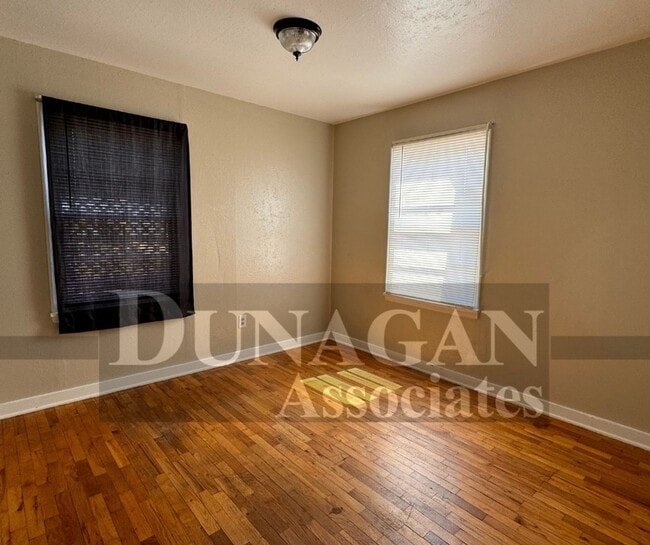 Photo - 3 bedroom 1 bath home with updates!