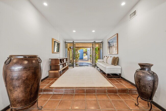 46310 Shadow Mountain Dr