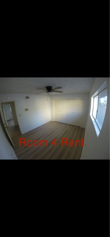 Building Photo - 9455 1/2 Cedar St Rental