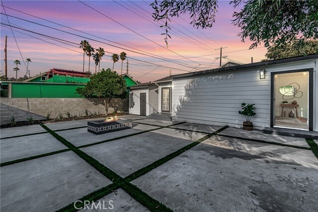 Building Photo - 4915 Lincoln Ave