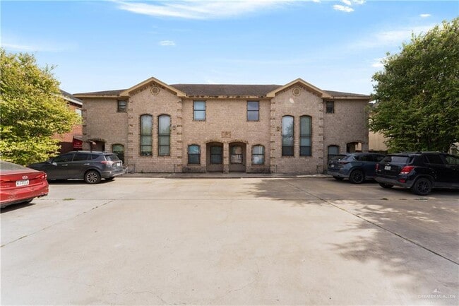 Building Photo - 1307 W Kiwi Ave Rental