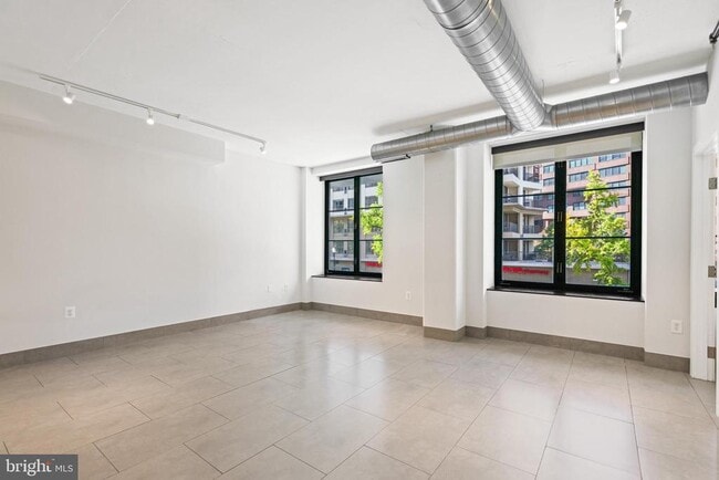 Photo - 1133 14th St NW Unit 208