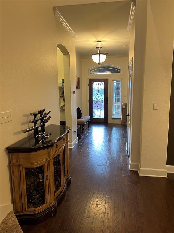 Photo - 104 Bastrop Dr
