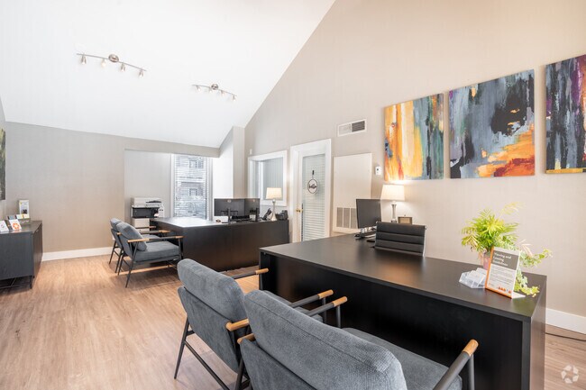 Office - MAA Valleywood Apartments