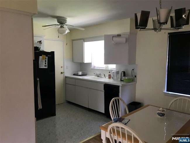 Photo - 4 Rolling Ridge Rd Unit C