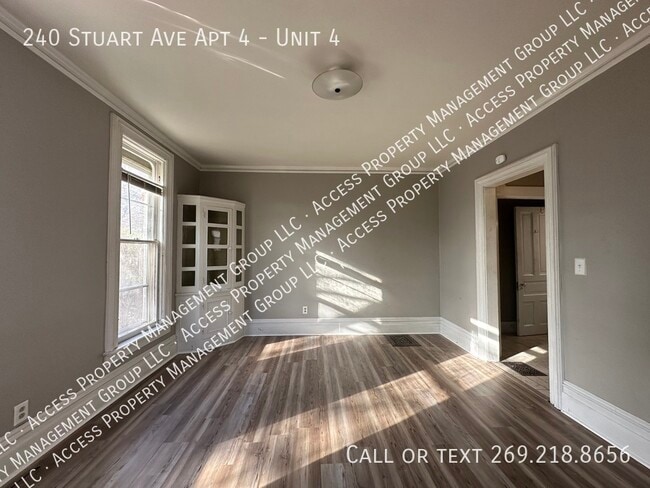 Photo - 240 Stuart Ave Unit 4