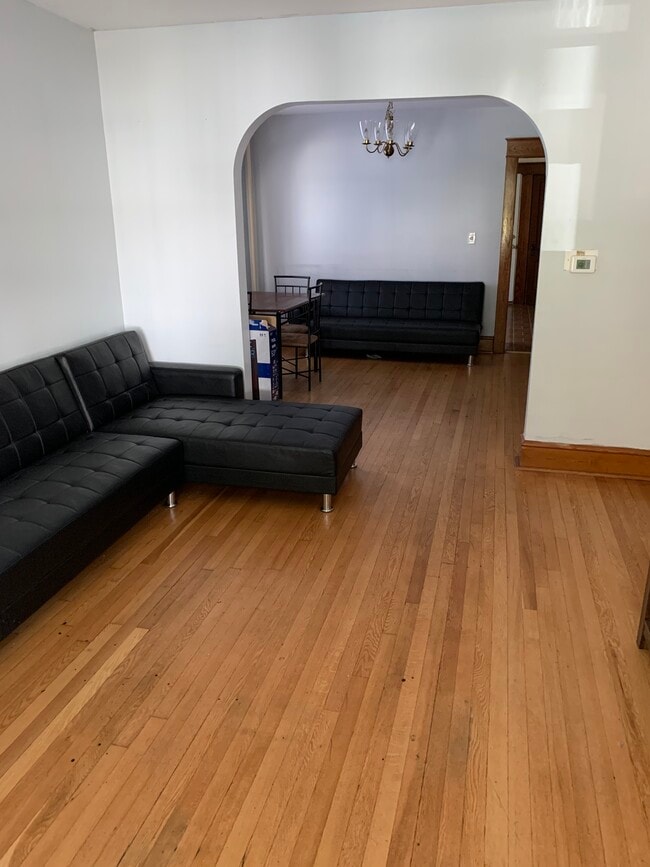 Photo - 156 BENSON ST