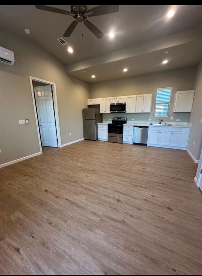 Photo - 6004 E Sussex Way