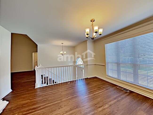Photo - 80 Lloyd Dr