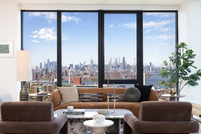 Photo - 240 Willoughby