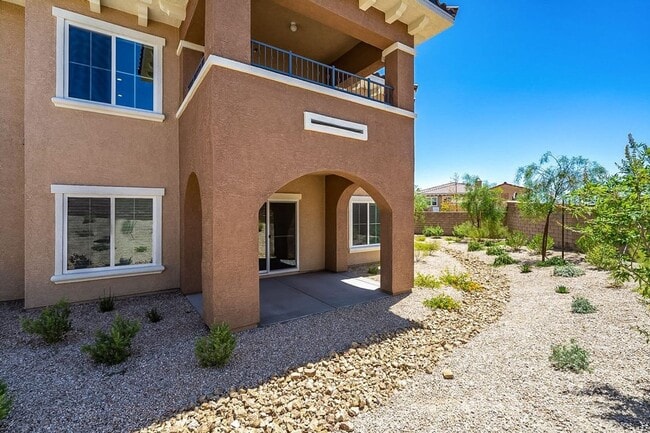 Photo - 845 Pantara Pl