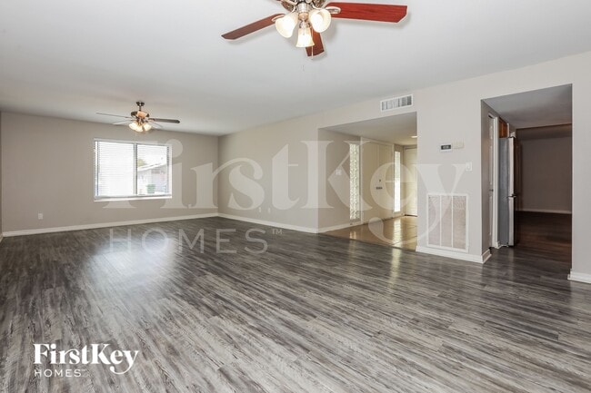 Photo - 1748 W Monte Ave