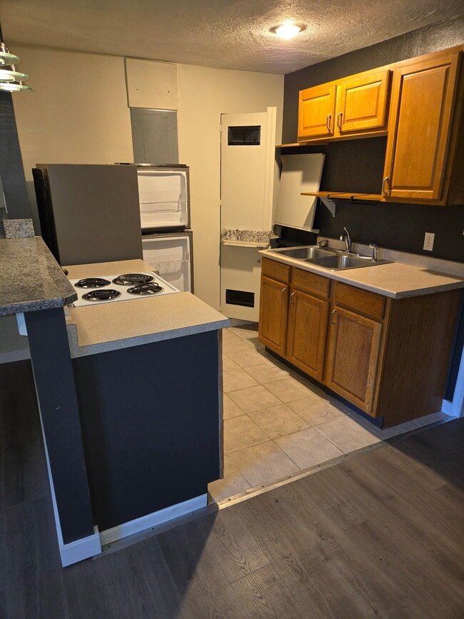 Photo - 1714 Pingree Ave E