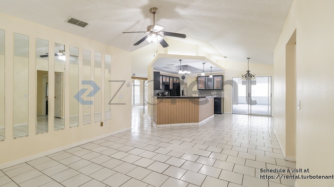 Photo - 180 Parkview Dr