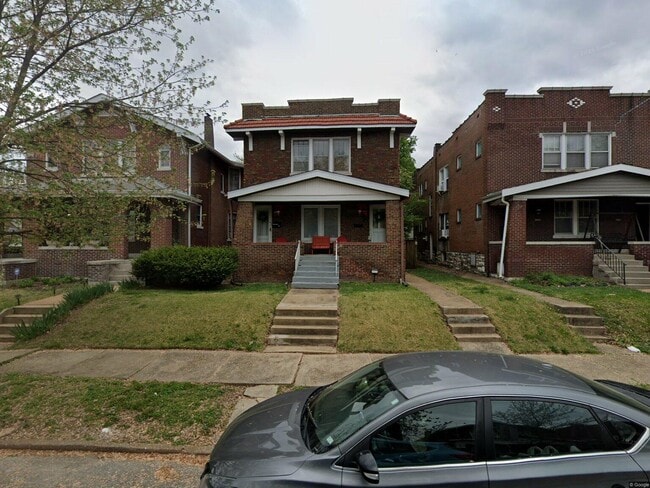 Building Photo - 3620 Wilmington Ave Unit 1F