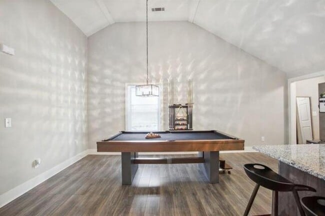 Photo - 1384 Lanvale Dr SW