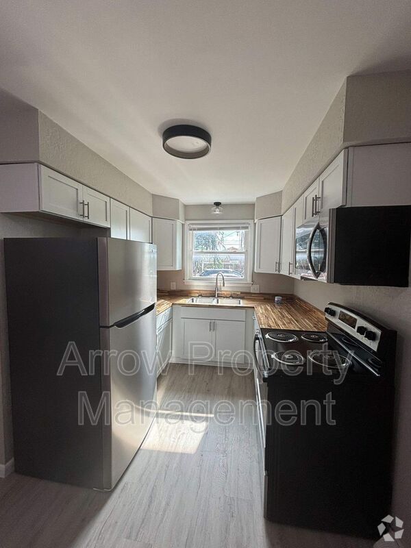 Building Photo - 704 N 26th St Unit 1 Rental