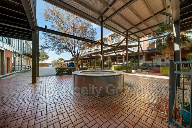 Photo - 1339 S Flores St Unit #204