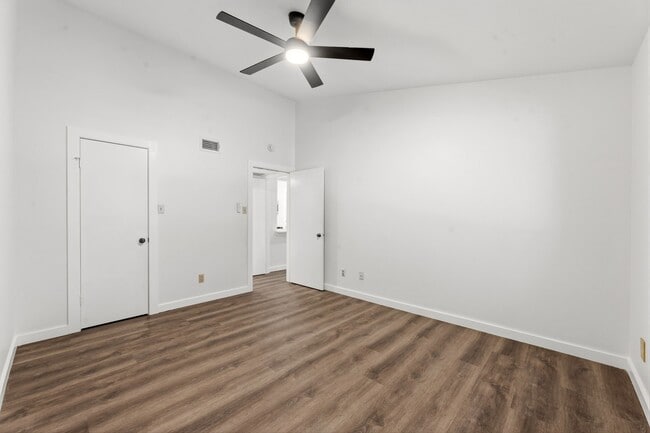 Photo - 3500 Tangle Brush Dr Unidad 56