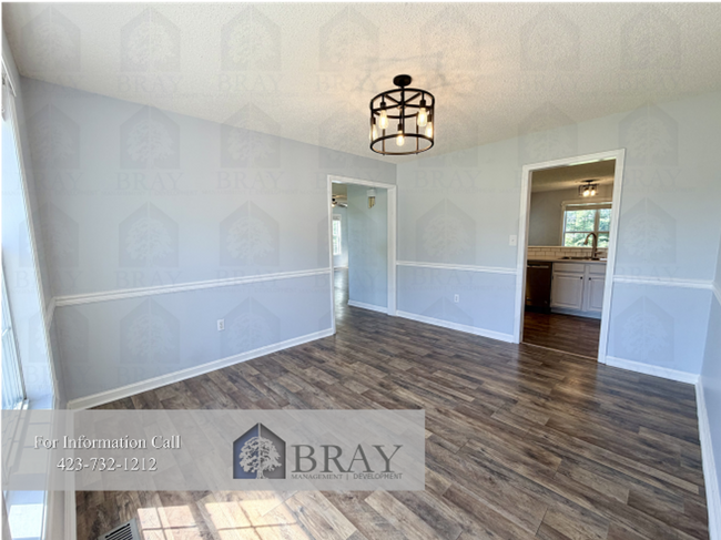 Photo - Updated spacious 4-Bedroom Near Boones Creek