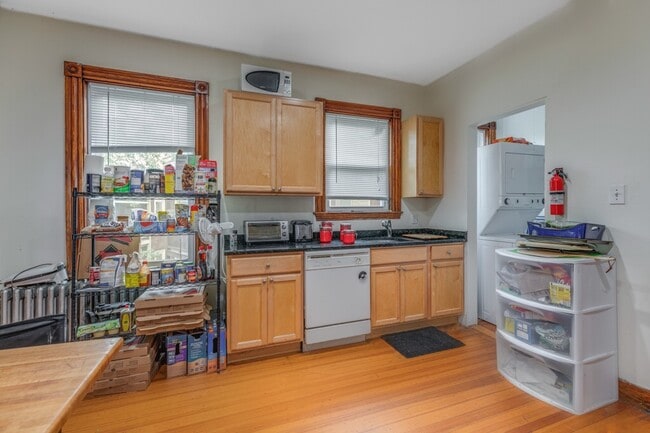 Photo - 121 Calumet St Unit 3