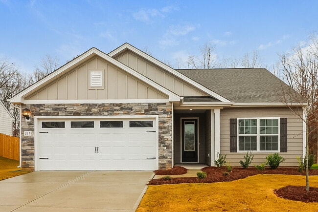 Building Photo - 217 Colonial Reserve Ave