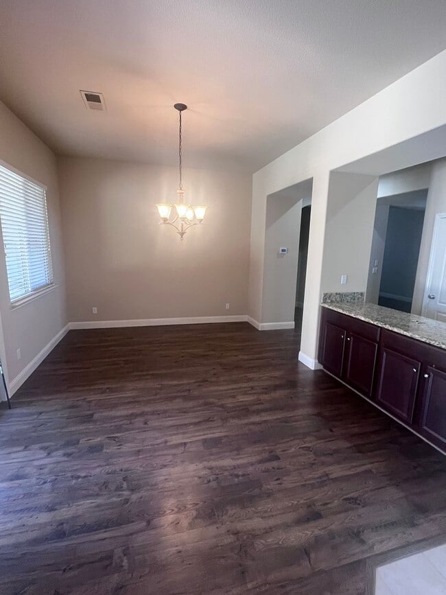 Photo - BEAUTIFUL HOME IN ELK GROVE WITH POOL!!