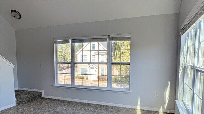 Photo - 5611 Bidwell Pkwy Unit 205