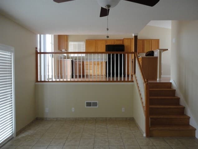 Photo - 120 Latigo Trail SE