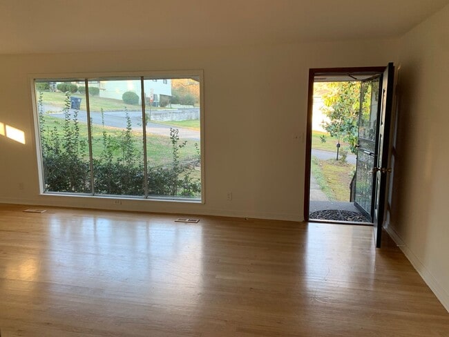 Photo - 3618 Sunrise Terrace