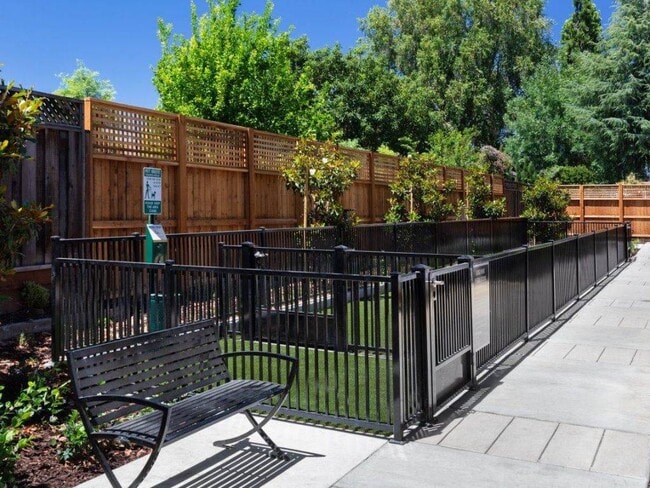 Photo - Santana Terrace