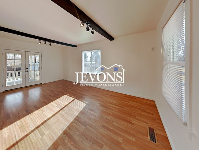 Photo - 921 S 21st Ave